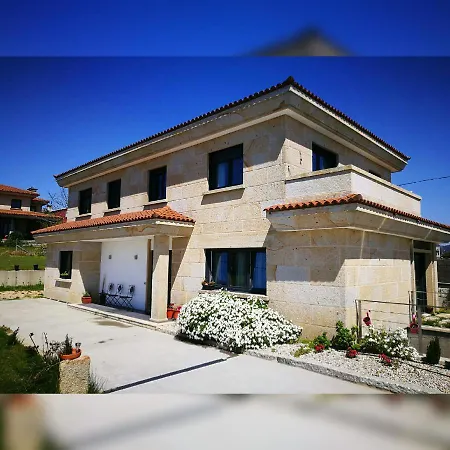 Holiday home Casa Con Jardin Cerca De La Playa Sanxenxo
